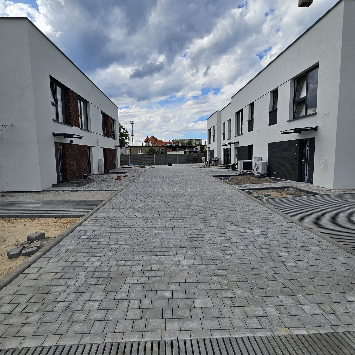 Budowa Geminion Residence - 6 - zdjęcie 4