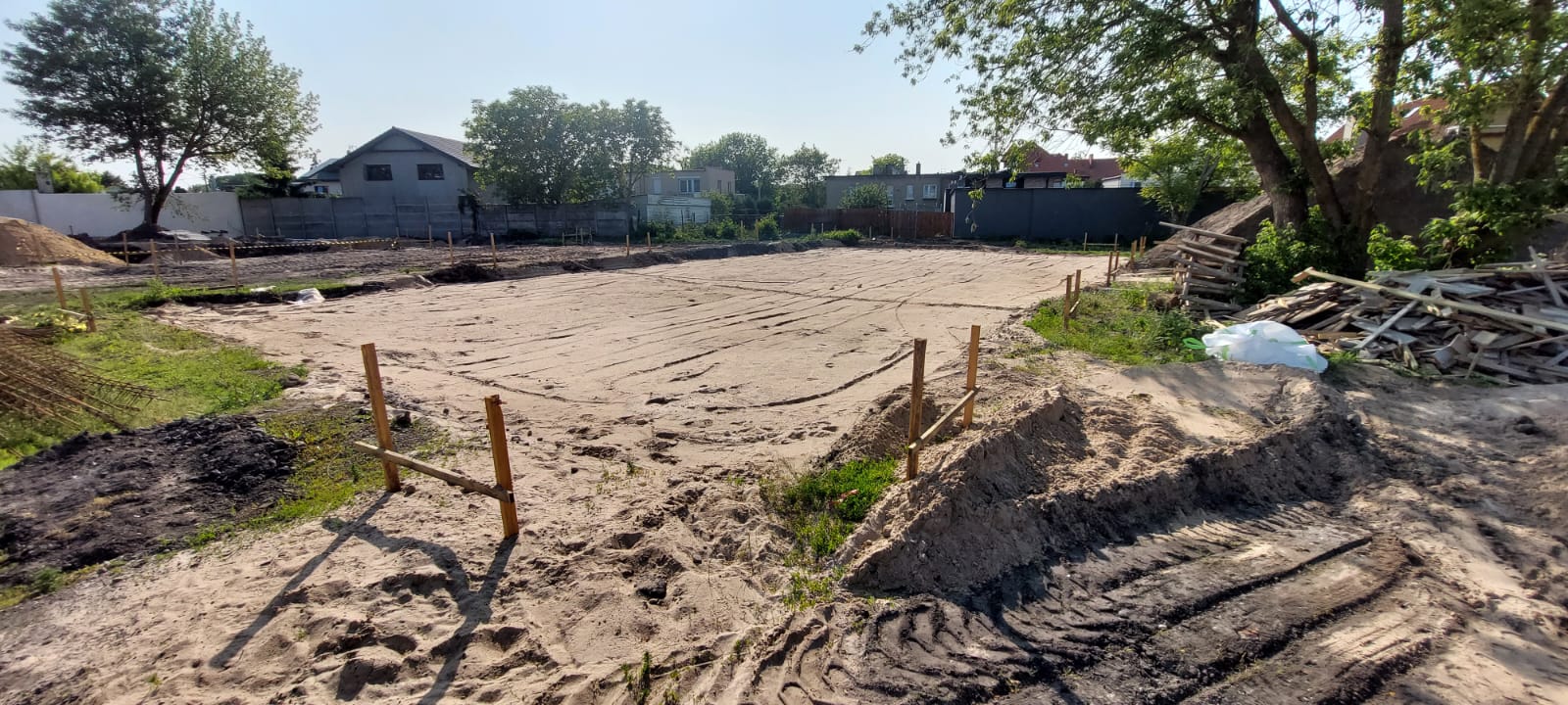 Plac budowy w lipcu 2 - zdjęcie 2